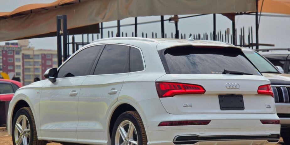 2018 AUDI Q5 “B9” S-LINE